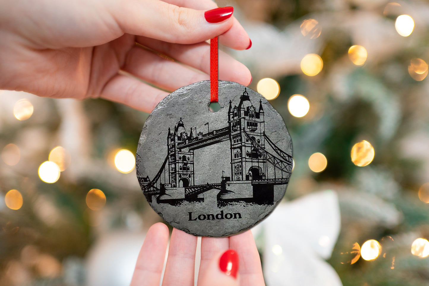 London Bridge Ornament | 3" England Ornament | Personalized Rustic Christmas Slate Decoration | Custom Europe Travel Ornaments