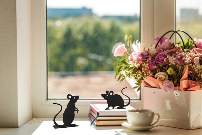 Rustic Metal Mice Statue